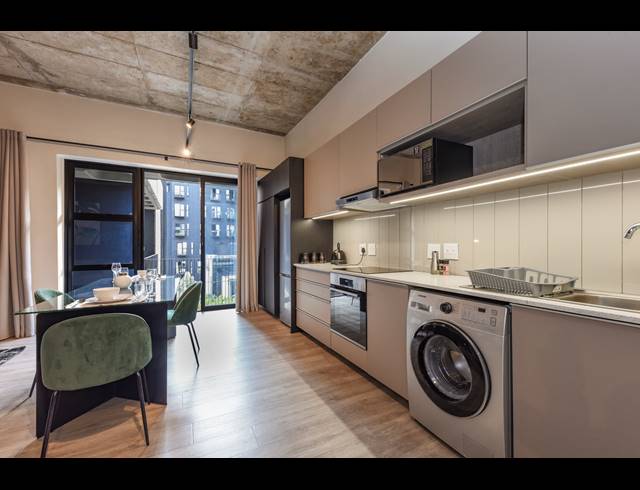 1 BEDROOM APARTMENT FOR SALE IN SANDOWN